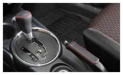 三菱铁心要扳倒大众！新车比普拉多硬派，配四驱仅14万起！