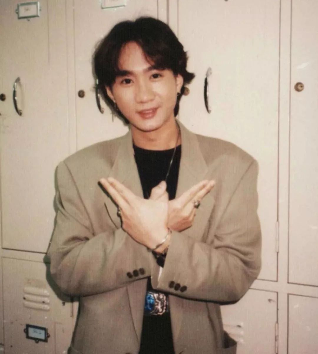 黄家驹为什么命不长？