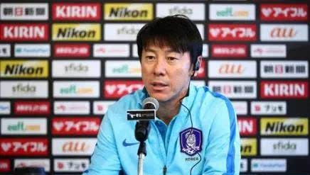 32强32帅,年薪最高是最低20倍!