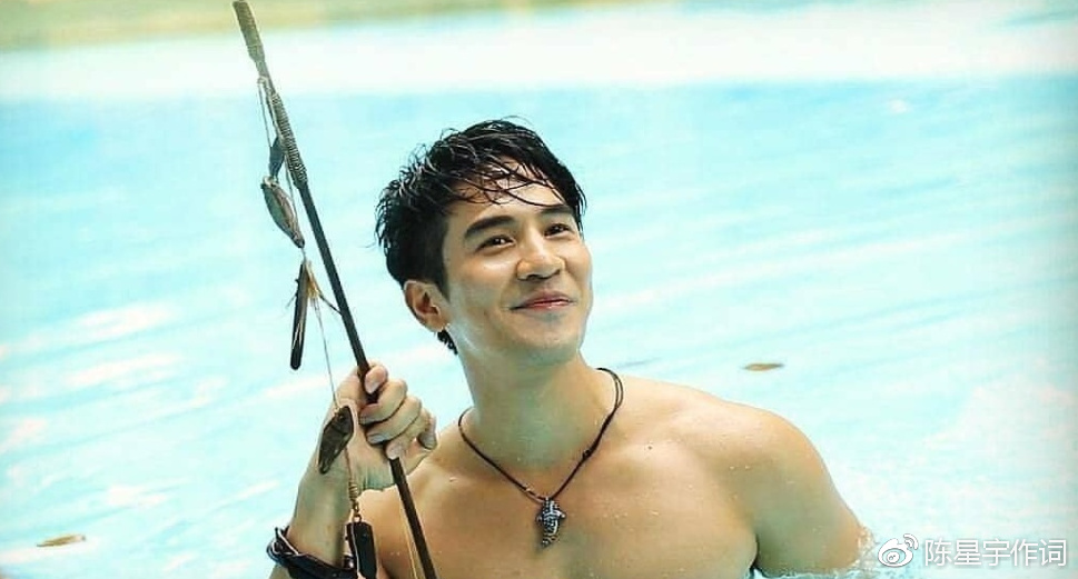 泰国明星Pope Thanawat星路历程及泰剧简评:泰剧天生一对泡泡哥