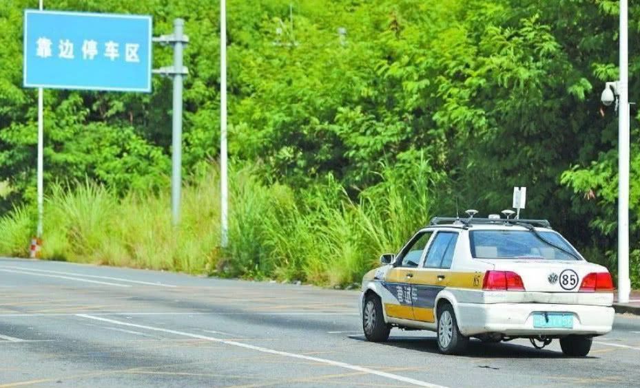 小伙考驾照科三挂了三次,第四次过了以后越想越蹊跷,果断报警