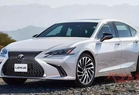 买丰田皇冠的先等等，全新雷克萨斯ES气场完爆奔驰C级