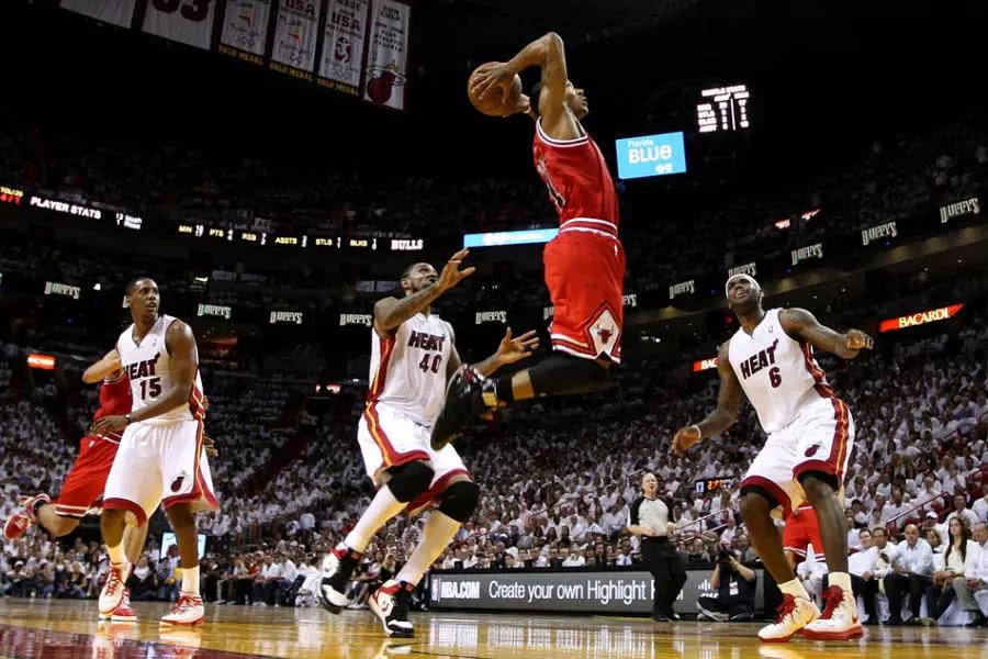 现役NBA四大变向不减速的四大球员!韦德上榜