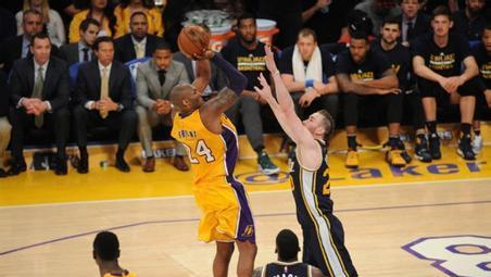 科比最后一战拿下60分,爵士队真的放水了吗?