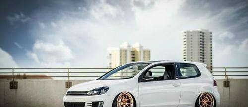 它才是大众的精髓车型，不懂车的人才会觉得贵