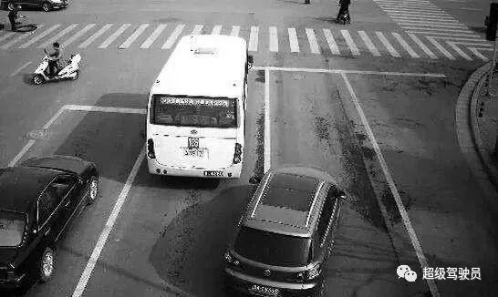 d03e-hexfcvk1021958.jpg