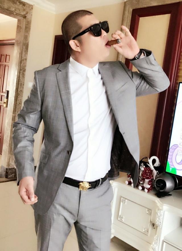 快手官方或许不会封禁二驴 来看二驴的网红成