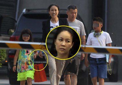 那英和富豪老公生活照曝光 她深居简出 相夫教子 老公