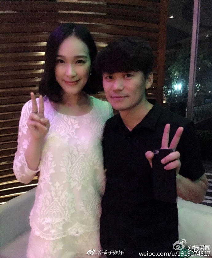 王宝强女友正面照