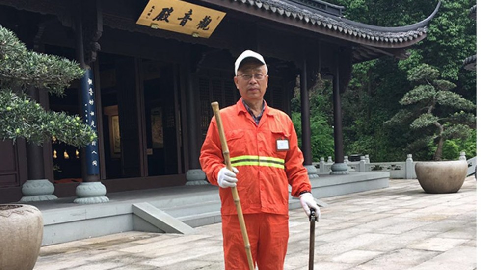 退休老人韩国打工俩月, 存下一万块, 声称我不