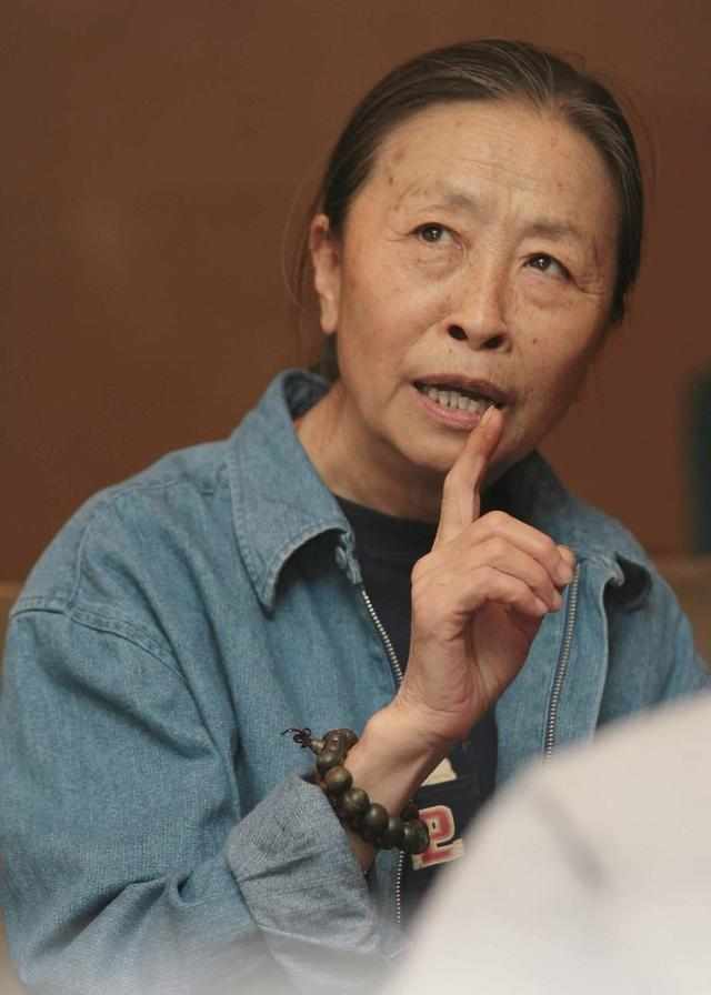 82岁“张少华”病危，儿子最终做决定！网友：良心去哪了？