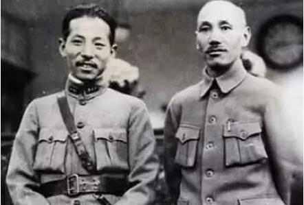 蒋介石提出三个条件 如果张学良答应就可以提前出狱 张当即拒绝了