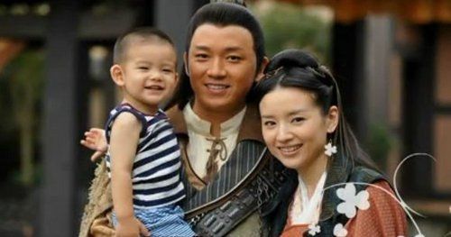 董洁微博宣传新剧《如懿传》,而潘粤明微博分