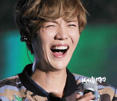 鹿晗这些年怎么了? 眼角的那些皱纹, 可把粉丝