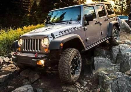 景天开什么车，徐长卿开什么车，唐雪见开什么车，差别还真是大