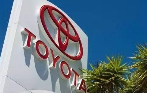 丰田最成功的车标, 比雷克萨斯更美, 可惜无奈被放弃