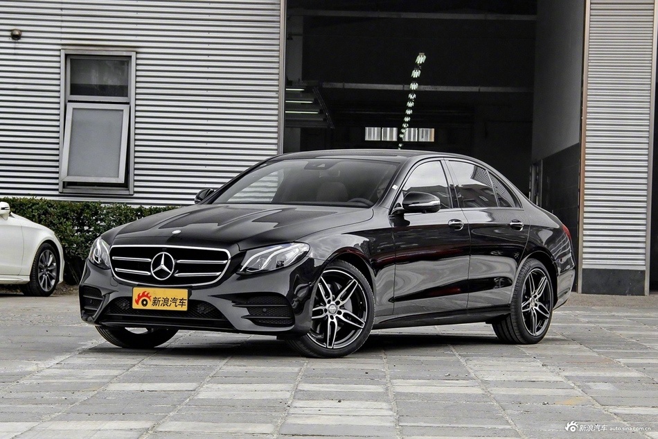 微博网友 请大家给参谋下，奔驰E300、宝马530、奥迪A6进口旅行款