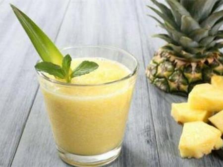 孕妇喝什么果汁对胎儿有好处 喝果汁要注意些