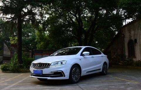 最美国产B级车，又降3万比迈腾漂亮，1.8T不足12万，还买啥速腾