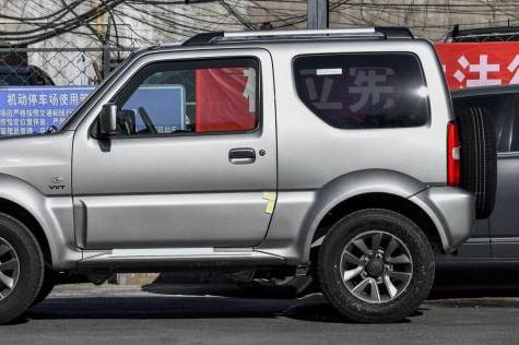 微缩版牧马人，结构比五菱还简单，可除了铃木哪家也造不出来