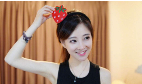 会计门事件冯提莫:只退三十万,男主妻子五个字