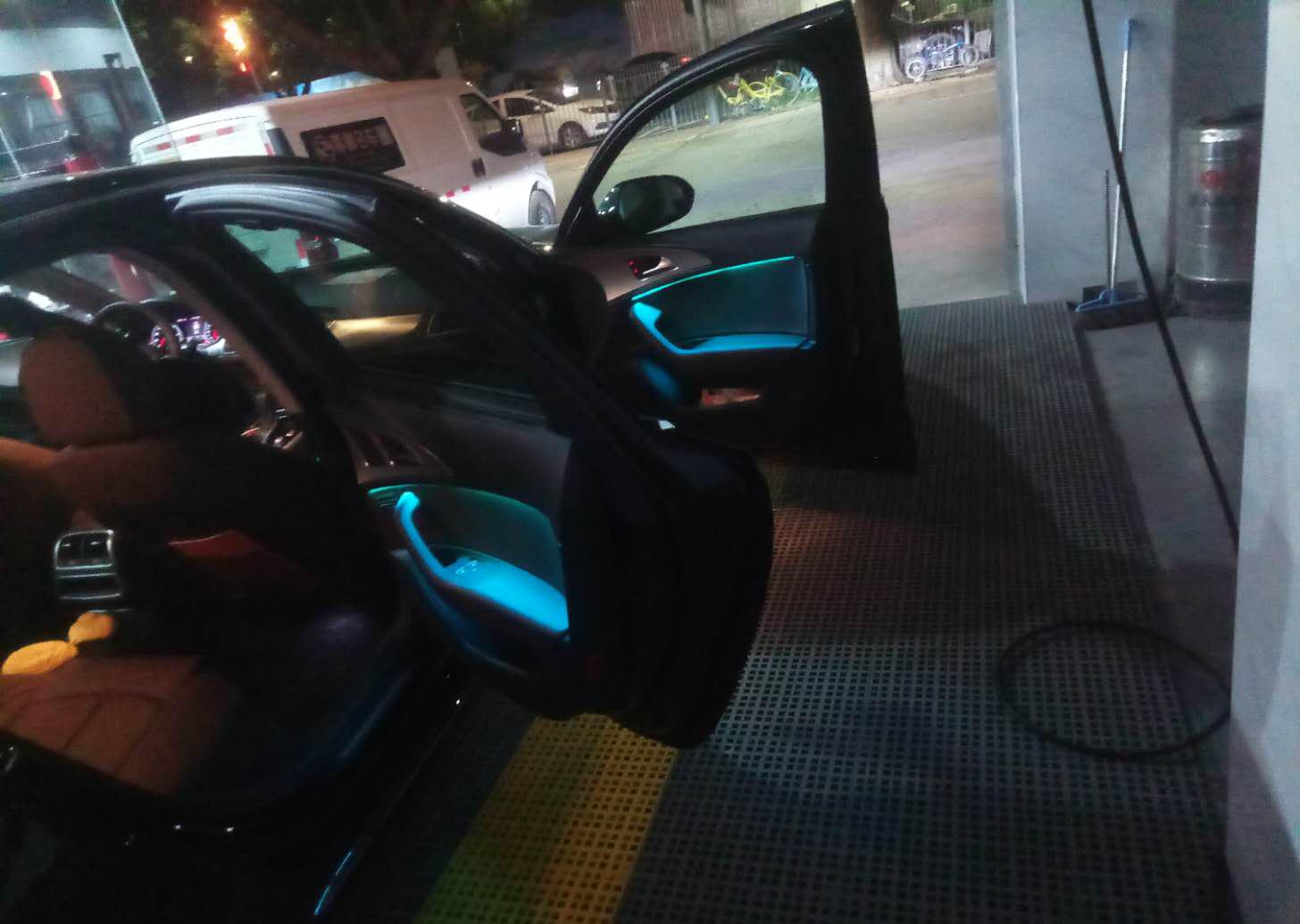 奥迪A6L改装氛围灯内饰灯晚上效果漂亮