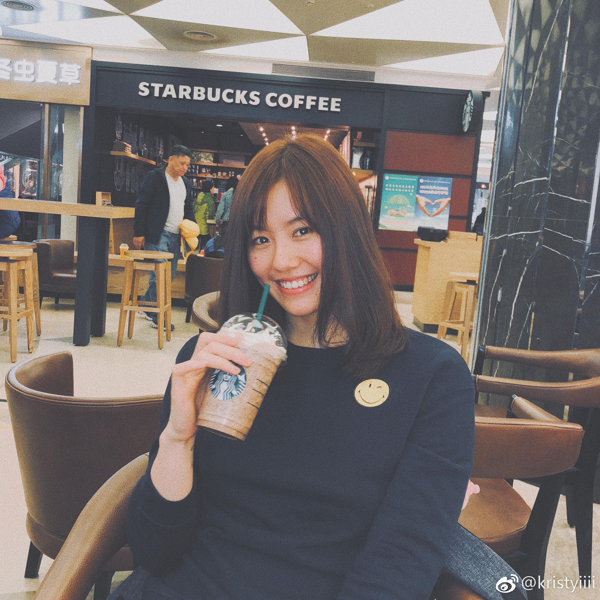 亚运会女子50米仰泳 刘湘破世界纪录夺冠傅园