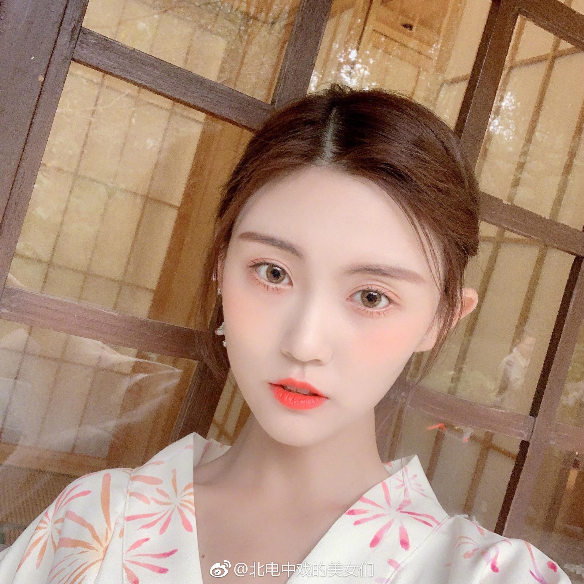 浙江传媒学院2017级英汉双语播音专业本科。