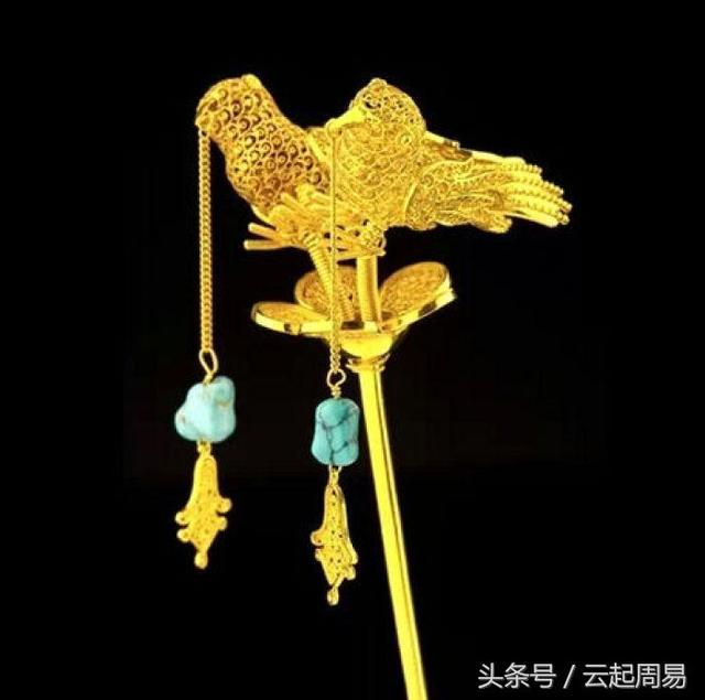 钗钏金为六十甲子纳音之一,对应庚戌(1970年,2030年)辛亥(1971年,2031