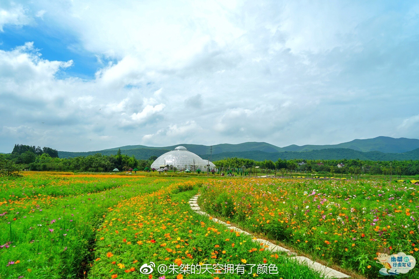 五色谷位于宣城市广德县境内,处于石龙山和狮虎山之间