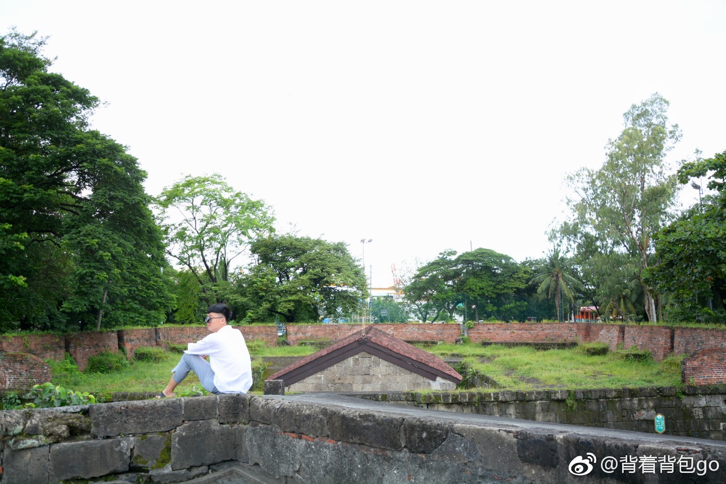 马尼拉适合作为一个中转的目的地,大部分的景