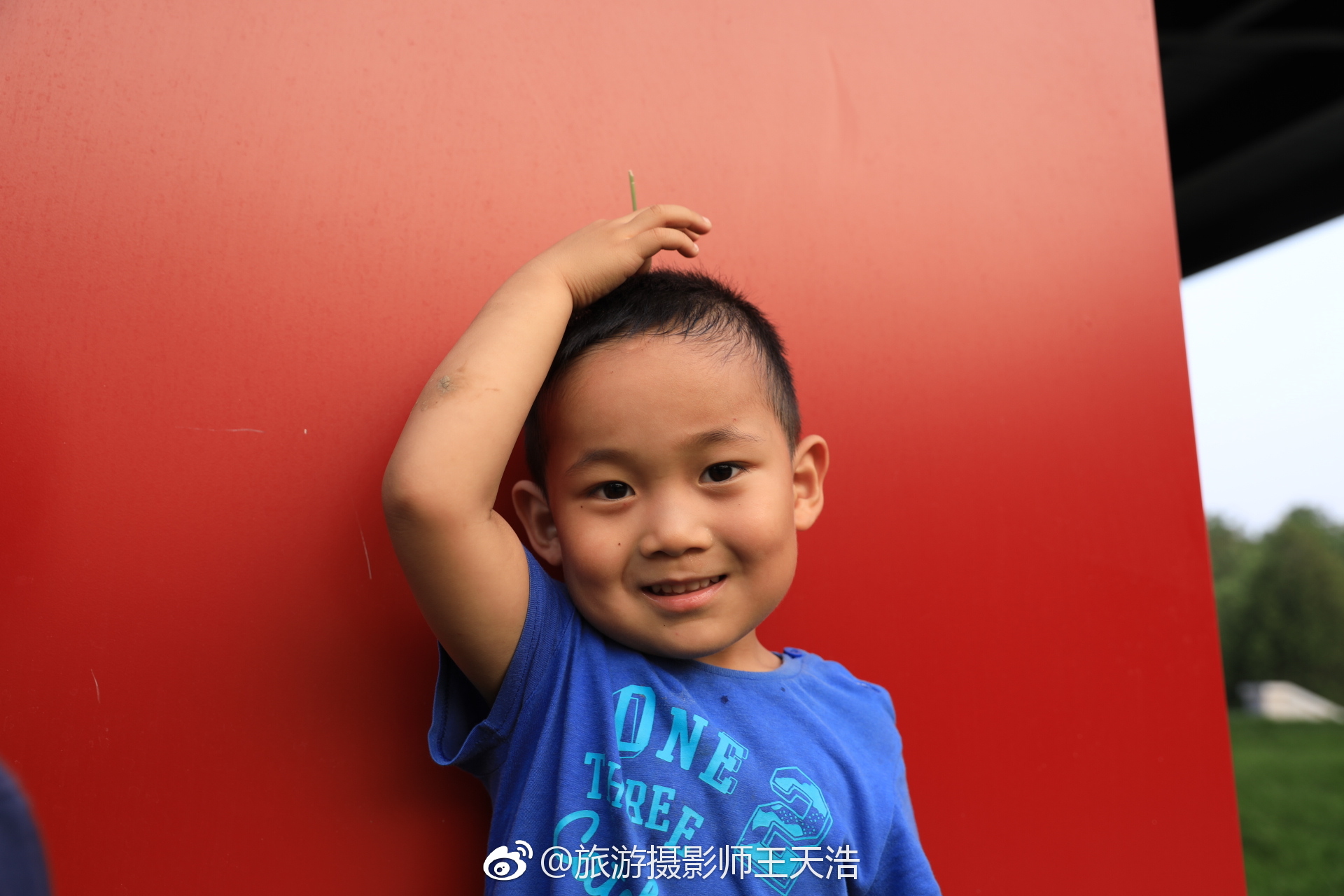 今天北京经历了历史上最诡异的天气。早上桑拿