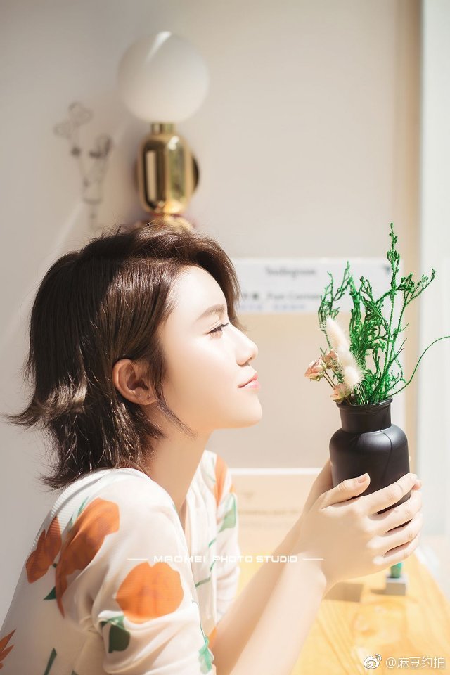 初秋的天气好舒服王子靖0202摄影师约拍请私信麻豆约拍