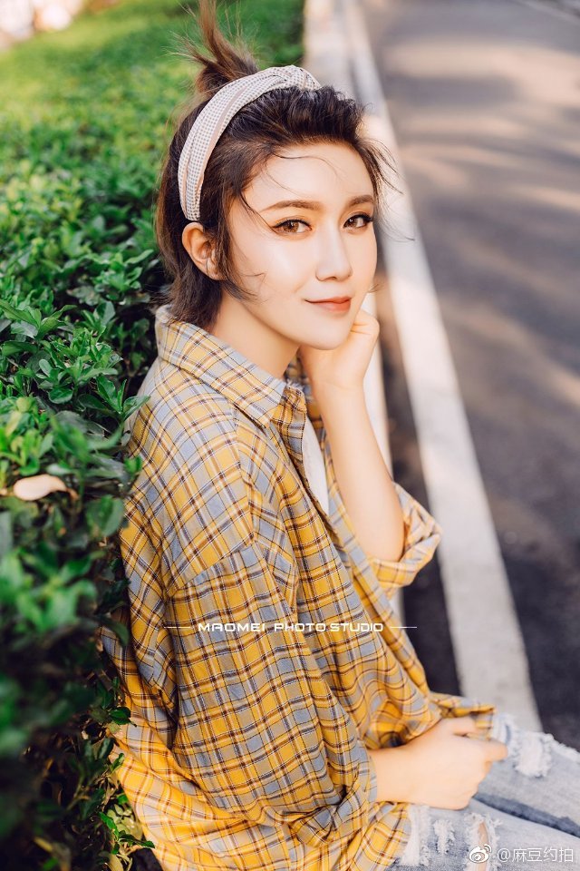 初秋的天气好舒服王子靖0202摄影师约拍请私信麻豆约拍