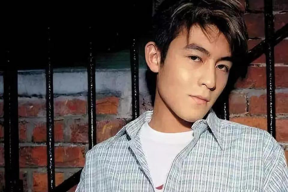 陈冠希吴彦祖旧照流出.真正的盛世美颜都在这