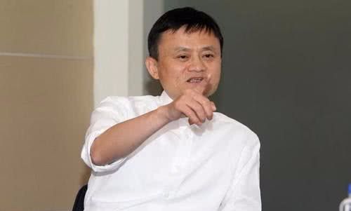 马云:那些低调一声不吭就
离任的人,才是真正想
离任的人