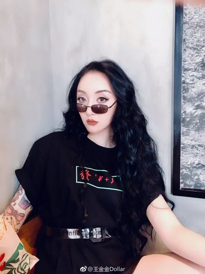 Q x 王金金 | 这个有纹身的中国Ladygaga,居然有点可爱