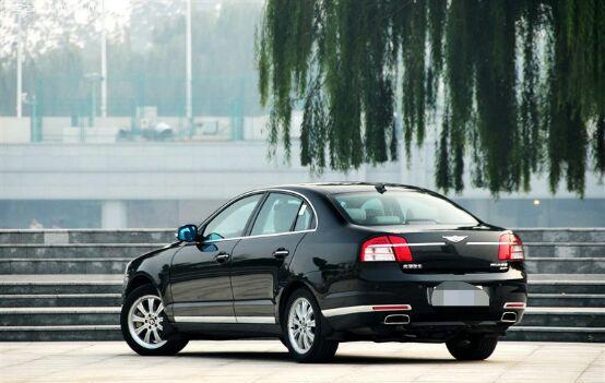 卖价高达25万的奇瑞车, 开出去经常被认为是宾利豪车