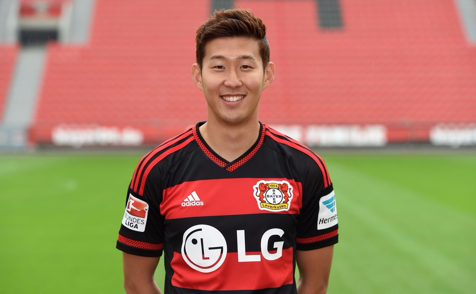 孙兴慜完成英超第100场比赛，真不愧是亚洲一哥