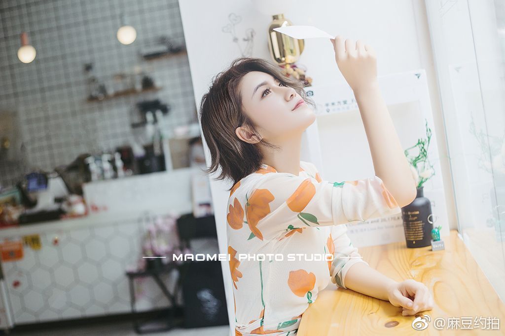 初秋的天气好舒服王子靖0202摄影师约拍请私信麻豆约拍