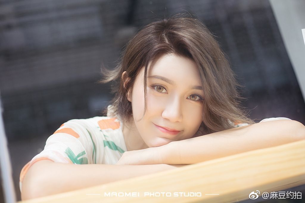 初秋的天气好舒服王子靖0202摄影师约拍请私信麻豆约拍