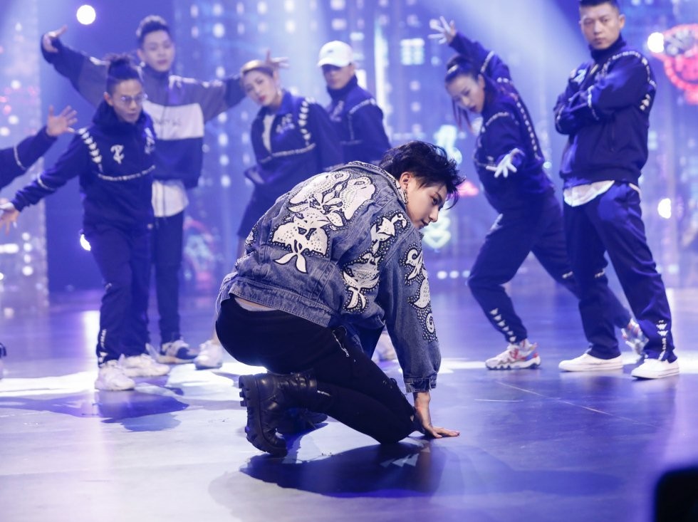 黄子韬《这就是街舞》回归初心 决赛展赤诚街舞精神