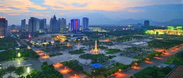 中国大城市的人口划分_我国城市规模划定标准将重设 众小城镇变 市