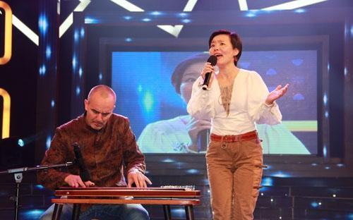 怪才龚琳娜, 华语乐坛一朵“奇葩”, 唱的歌没人能听懂, 都是神曲