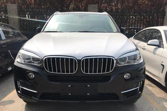 又一款豪车跳楼式降价！新车上市直降14万，豪车的利润究竟有多大