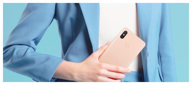 对比小米Max3等大屏手机 售价更高的荣耀Not