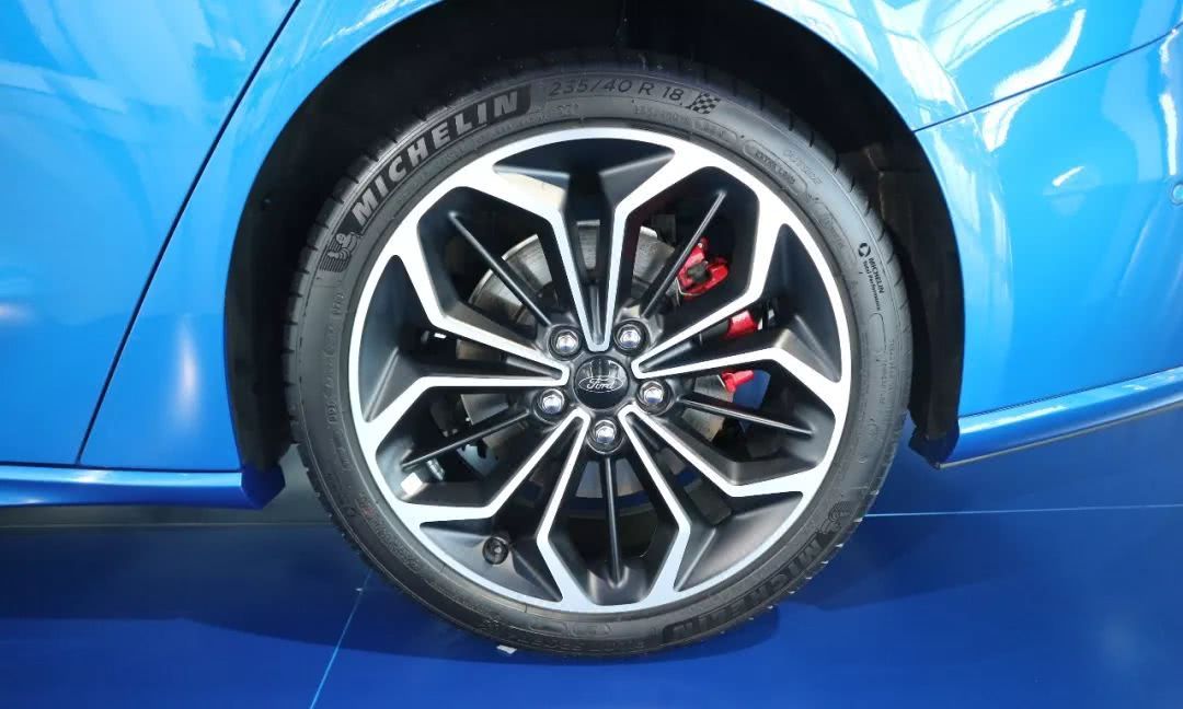 不失运动属性的全面革新,长安福特新一代福克