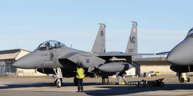 F-15SG战机细节特写!波音公司专为新加坡生产