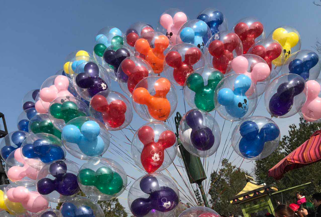 上海迪士尼和香港迪士尼的对比,差距竟然那么