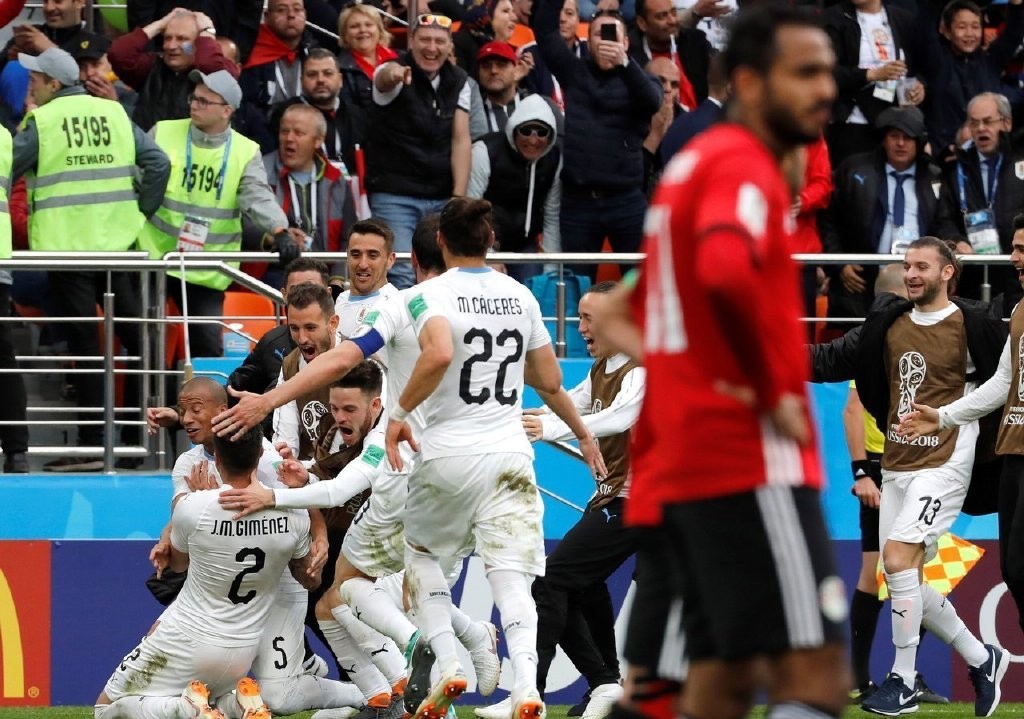 乌拉圭第90分钟绝杀埃及 与东道主领跑积分榜